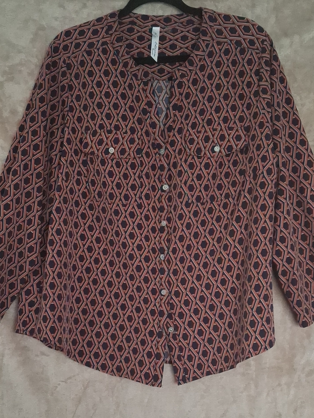 NY Collection Geometric Print Button-Up in Rust and Black